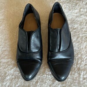 Saks Fifth Avenue Loafers Women’s Size 6.5